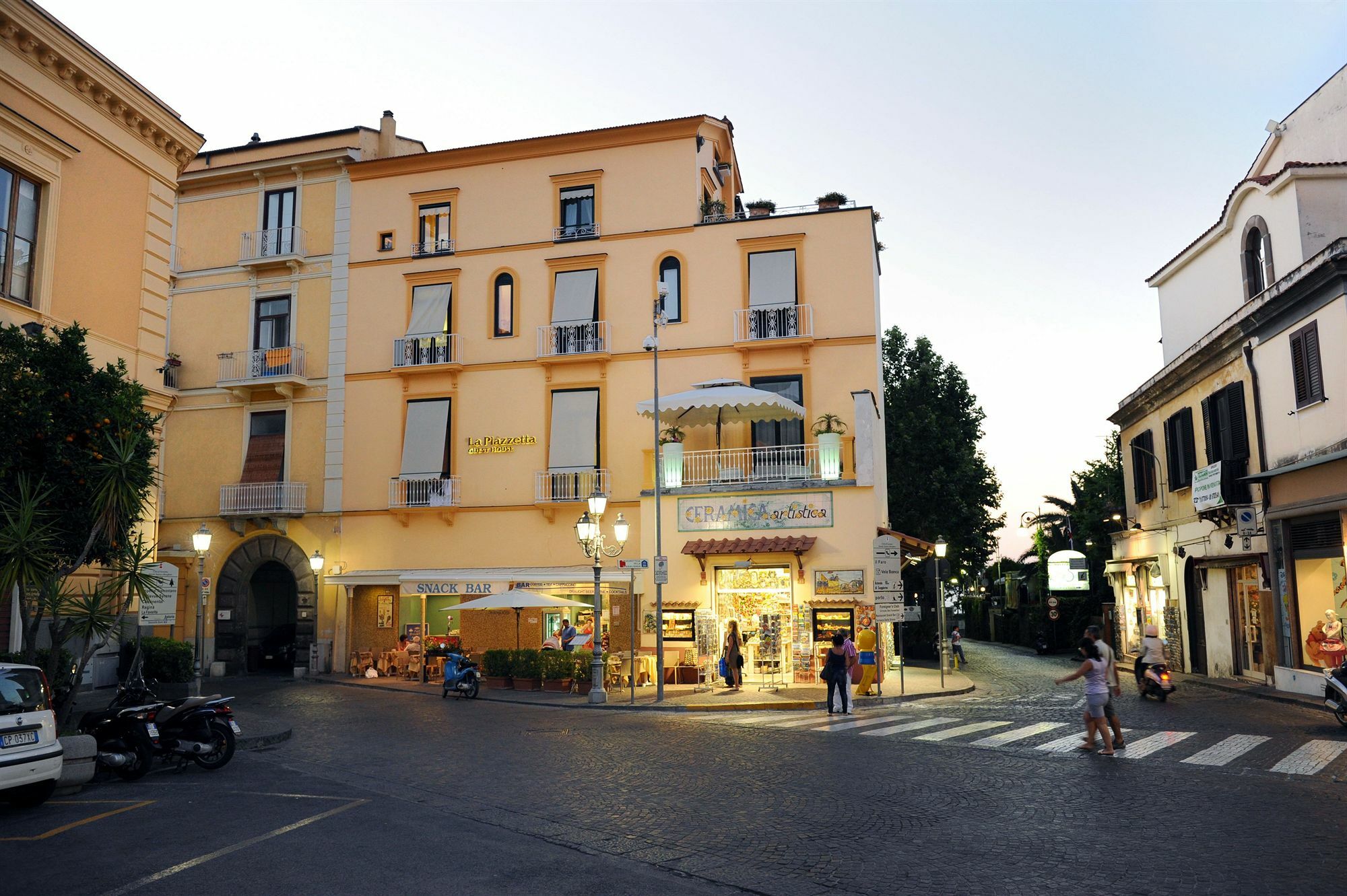 La Piazzetta Guest House Σορέντο Εξωτερικό φωτογραφία